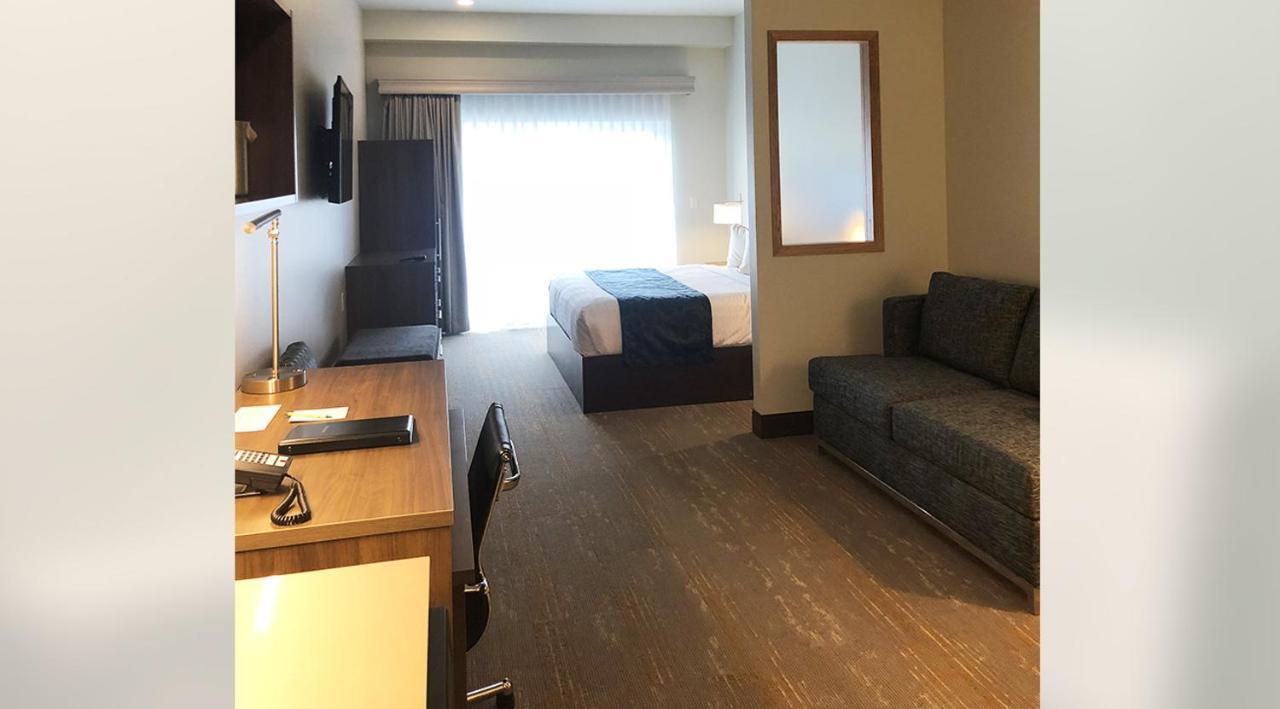 Kodiak Compass Suites Luaran gambar