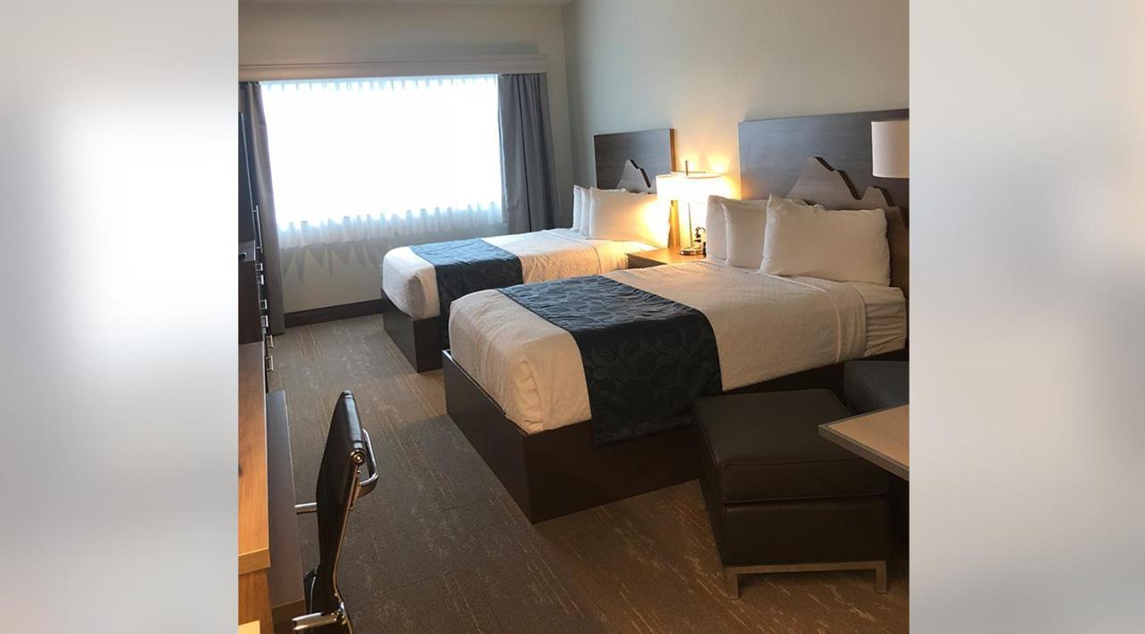 Kodiak Compass Suites Luaran gambar