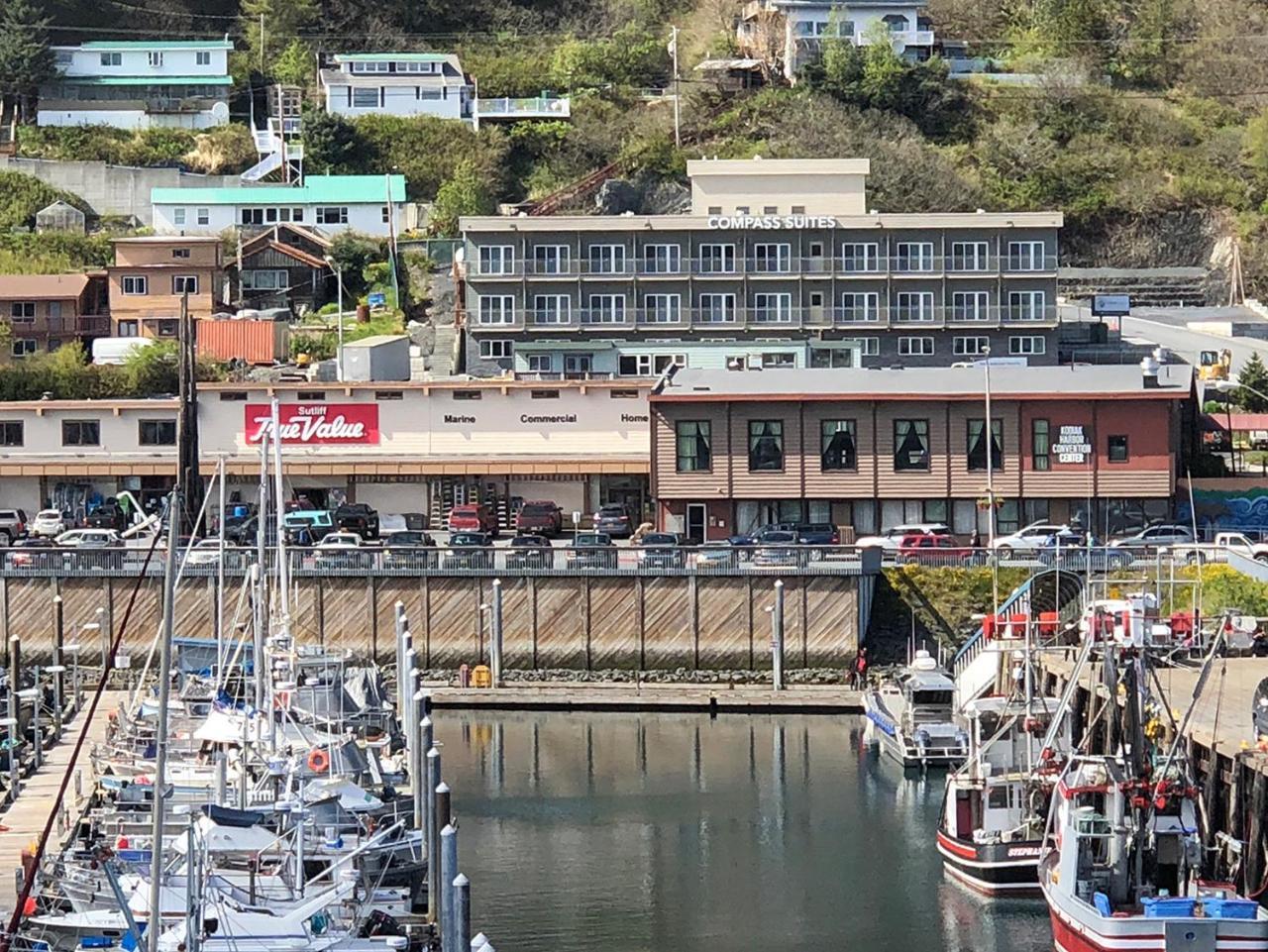 Kodiak Compass Suites Luaran gambar