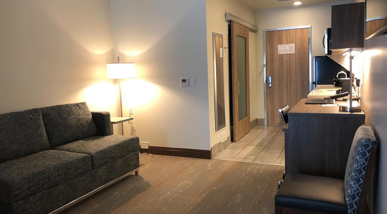 Kodiak Compass Suites Luaran gambar